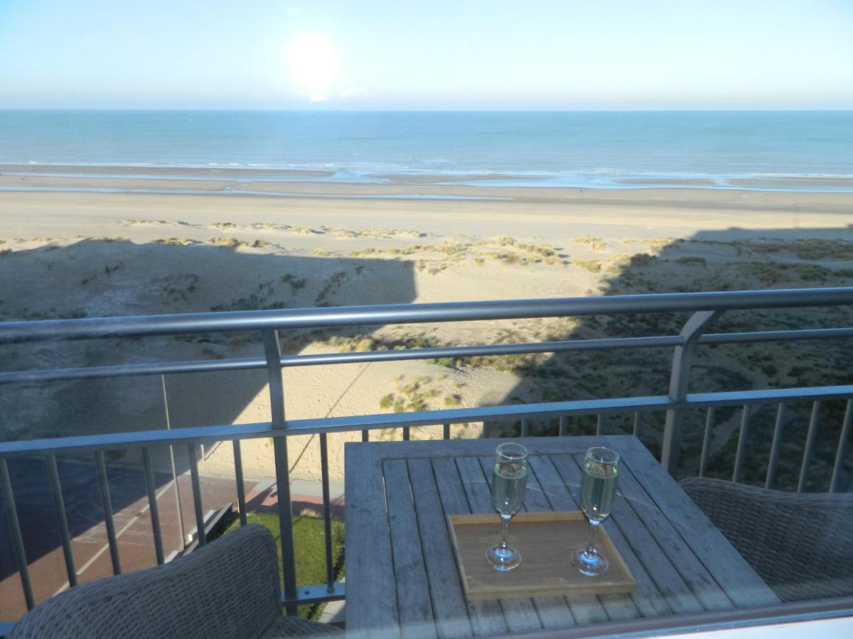 Schoonzicht Apartment Oostduinkerke Exterior photo